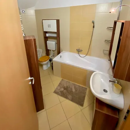 Barand Apartamento Eger